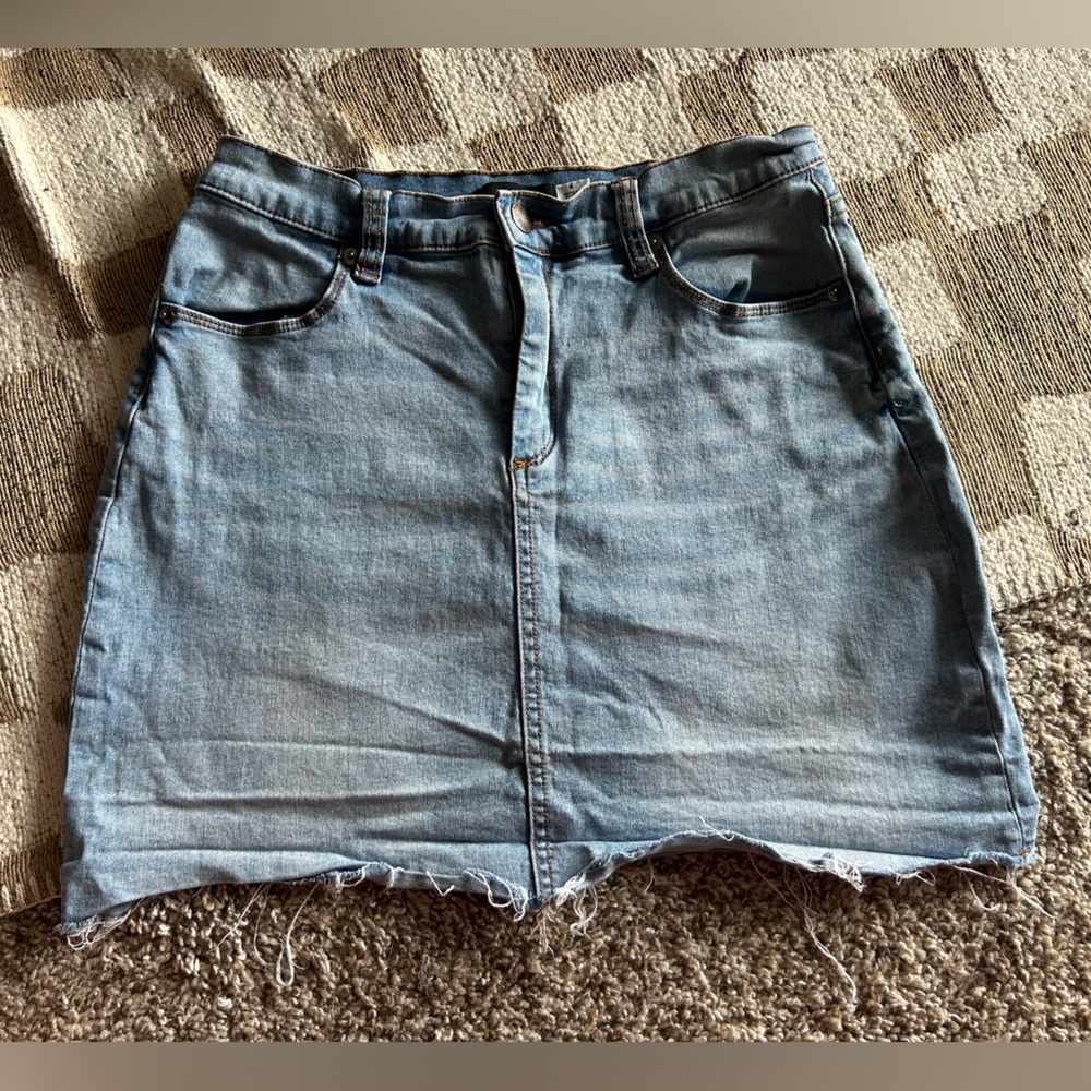 BDG Denim Mini Skirt Size 4 Light Wash | Jean | Urban Outfitters